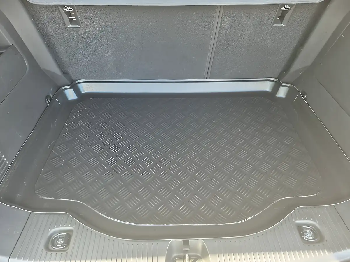 Used 2018 Vauxhall Mokka X Elite Nav Grey - Interior and Exterior details 11