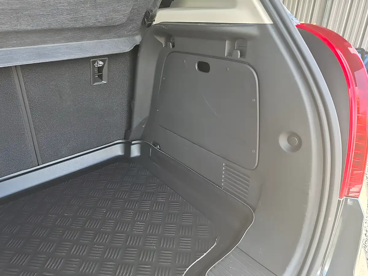 Used 2018 Vauxhall Mokka X Elite Nav Grey - Interior and Exterior details 13