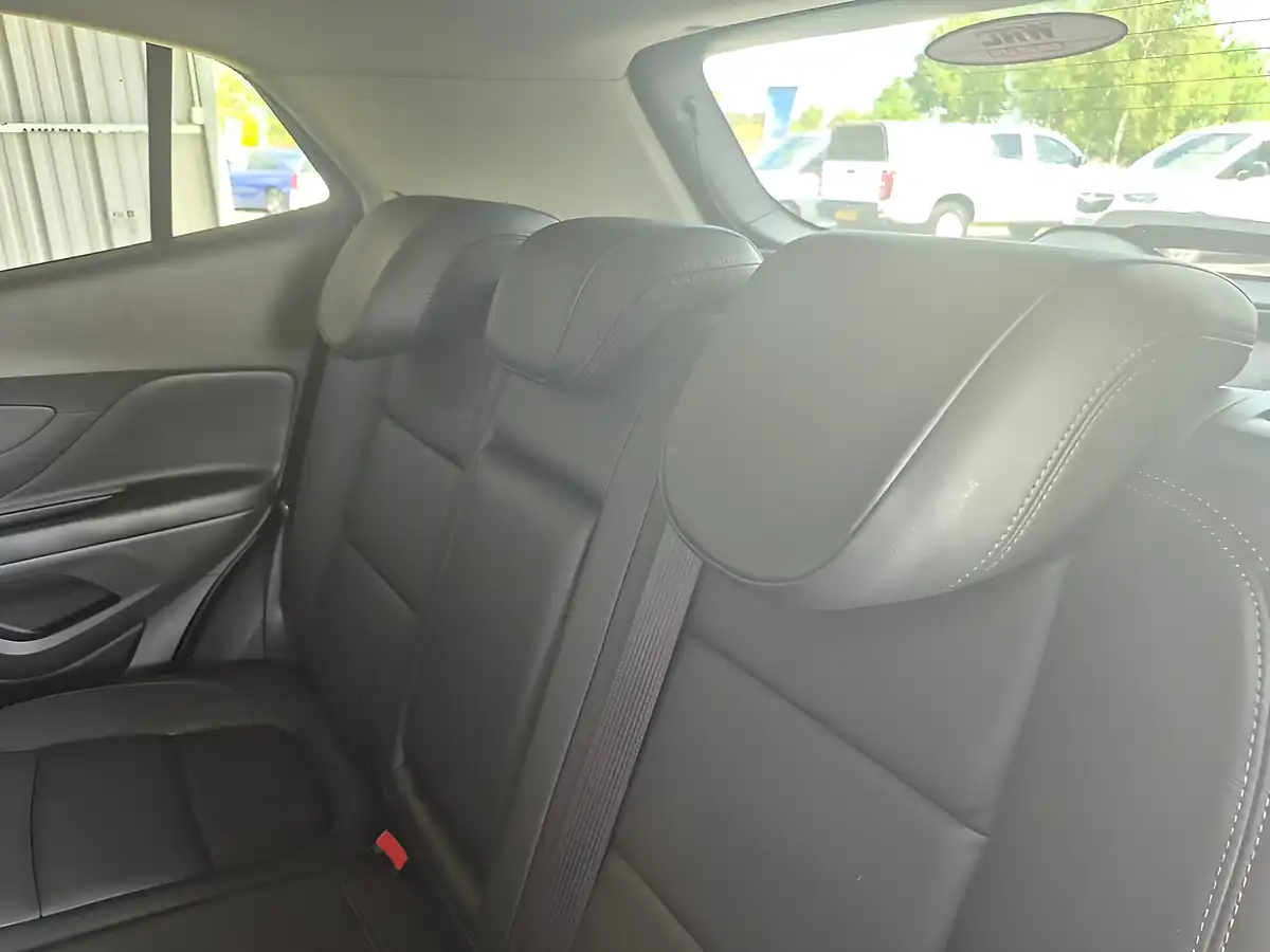 Used 2018 Vauxhall Mokka X Elite Nav Grey - Interior and Exterior details 16