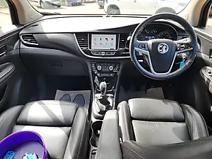Used 2018 Vauxhall Mokka X Elite Nav Orange - Interior and Exterior details 7