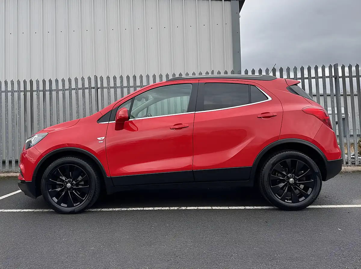 Used 2018 Vauxhall Mokka X Elite Nav Red - Interior and Exterior details 8