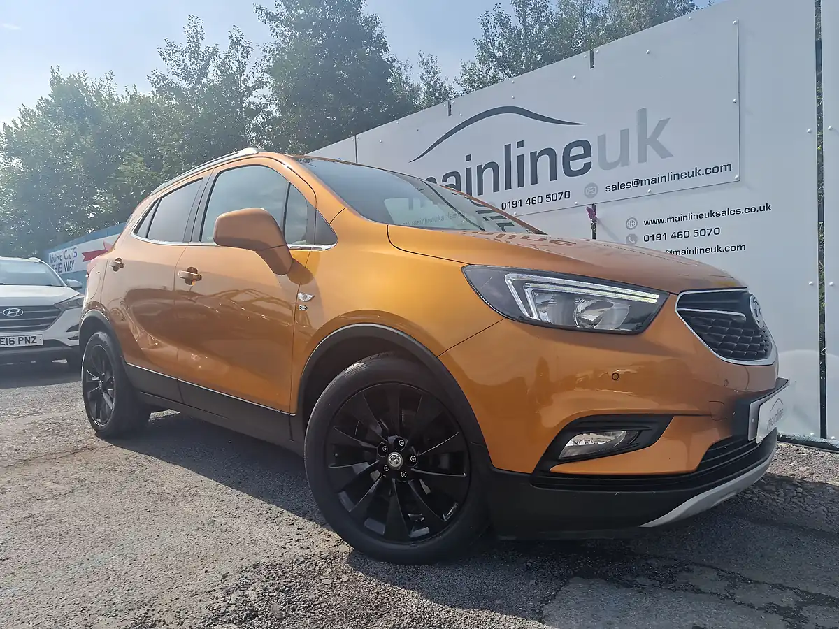 Used 2018 Vauxhall Mokka X Elite Orange - Front View