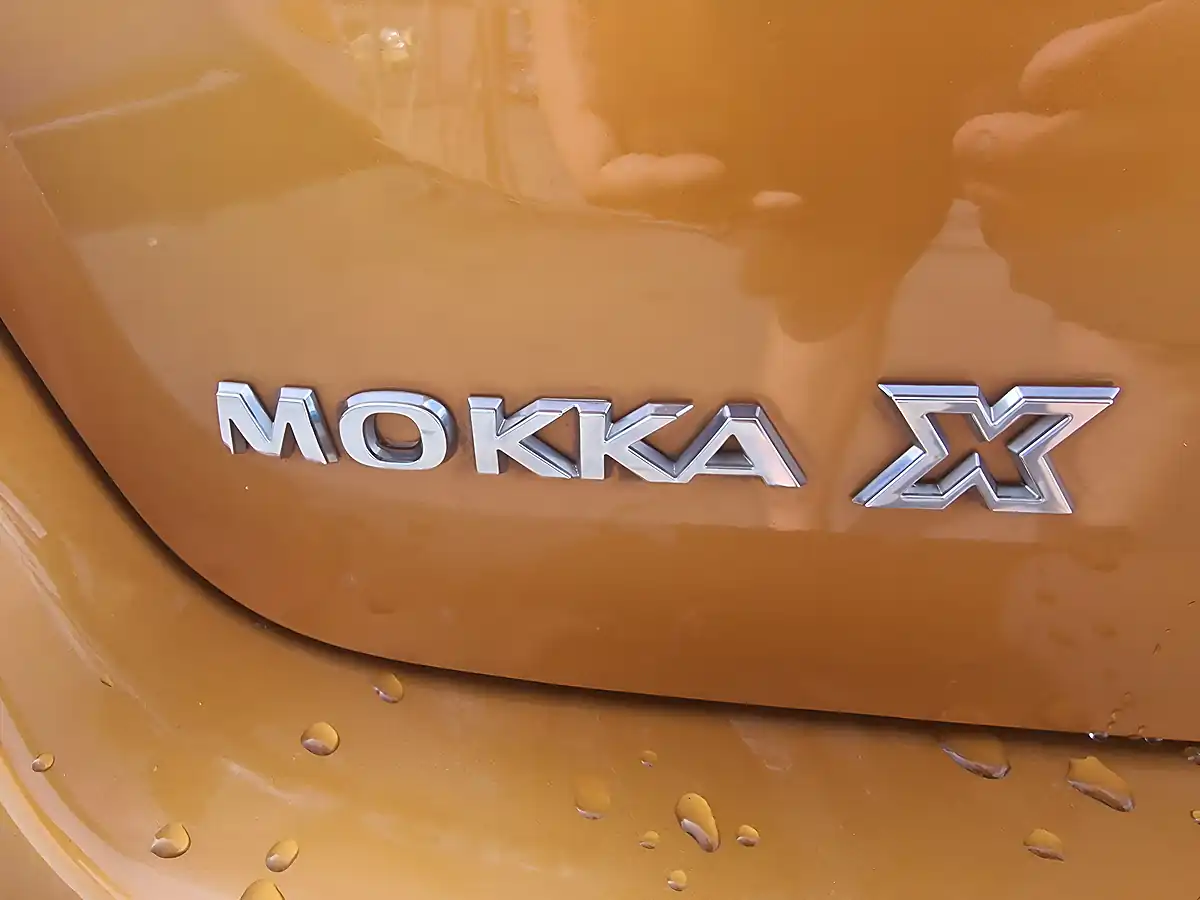 Used 2018 Vauxhall Mokka X Elite Orange - Interior and Exterior details 14