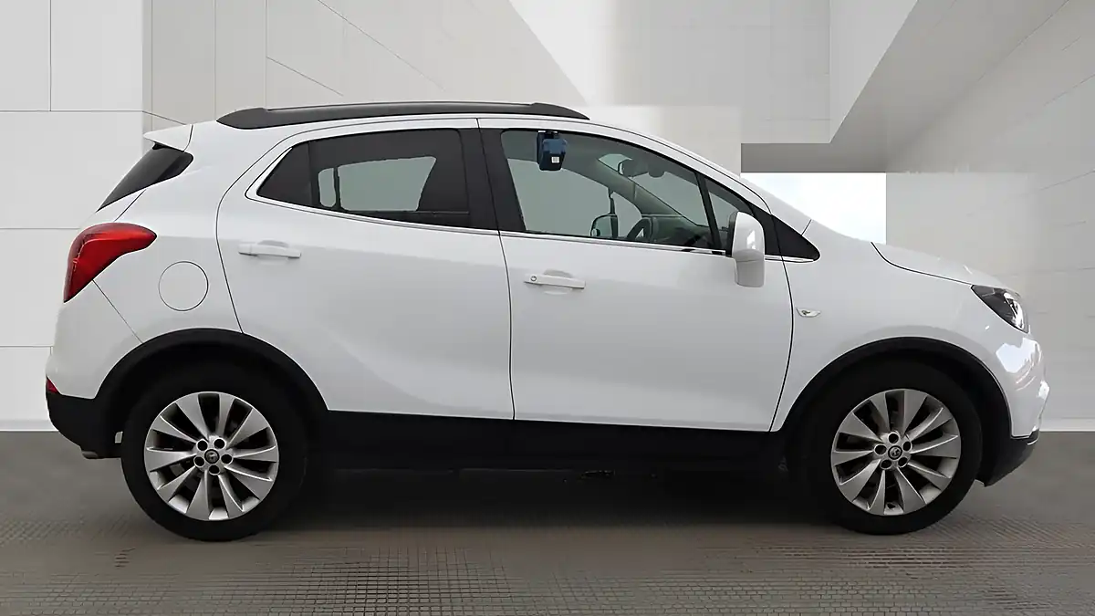 Used 2018 Vauxhall Mokka X Elite White - Interior and Exterior details 11