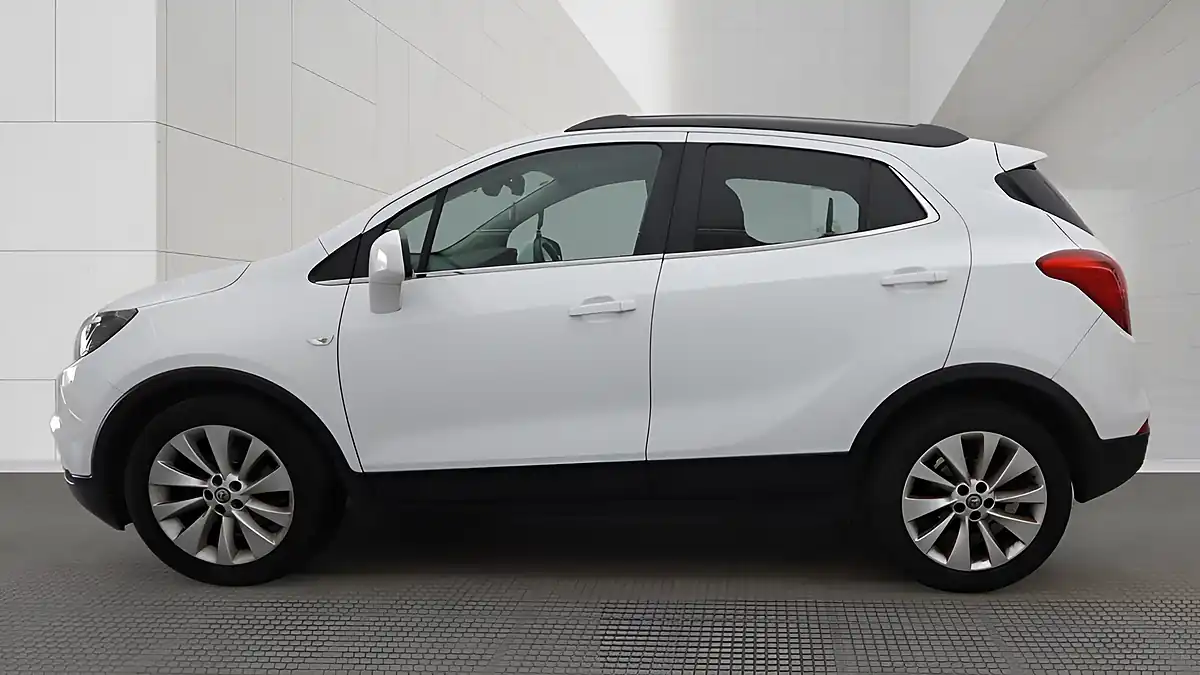 Used 2018 Vauxhall Mokka X Elite White - Interior and Exterior details 12