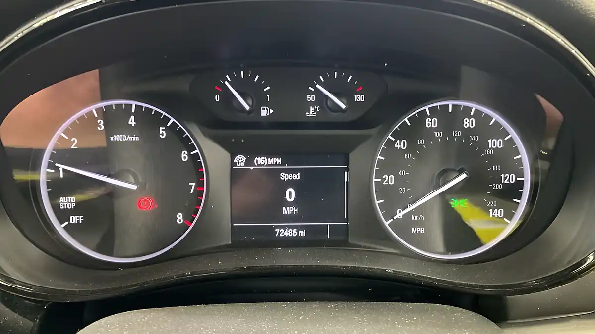 Used 2018 Vauxhall Mokka X Elite White - Interior and Exterior details 17