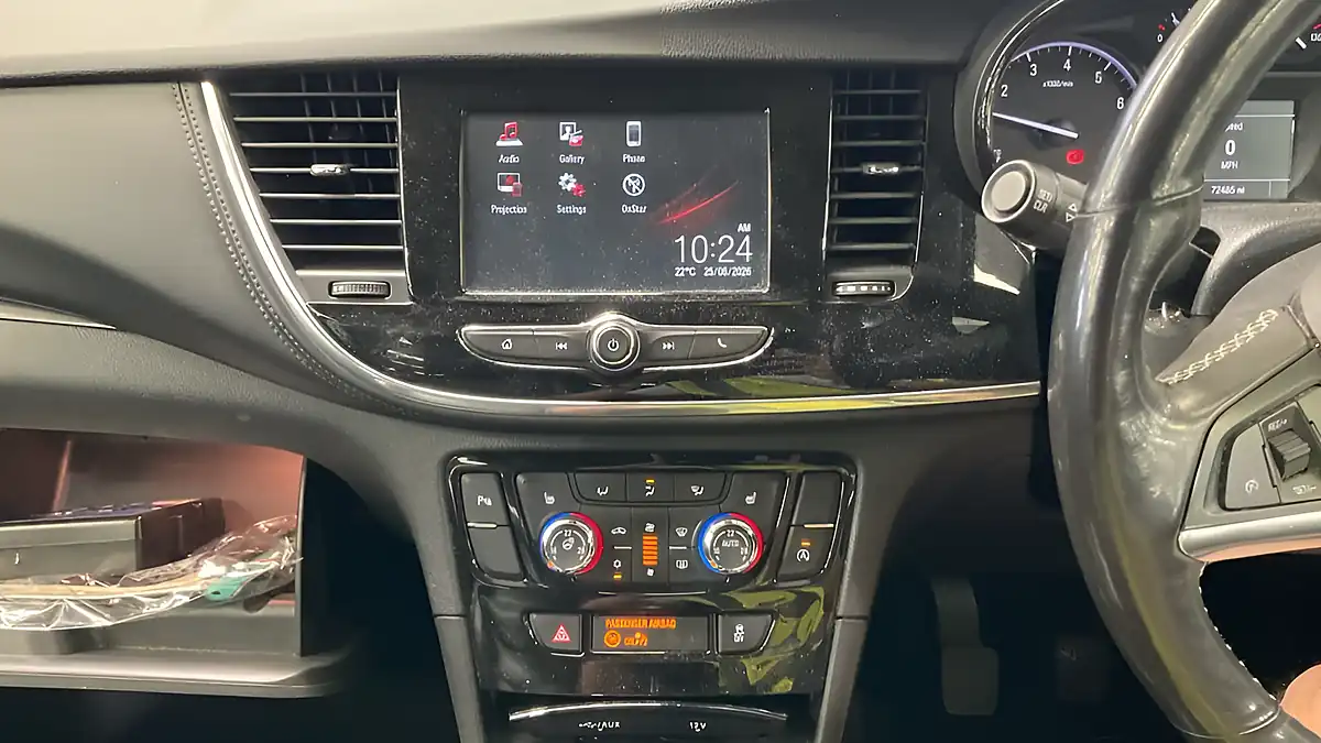 Used 2018 Vauxhall Mokka X Elite White - Interior and Exterior details 18