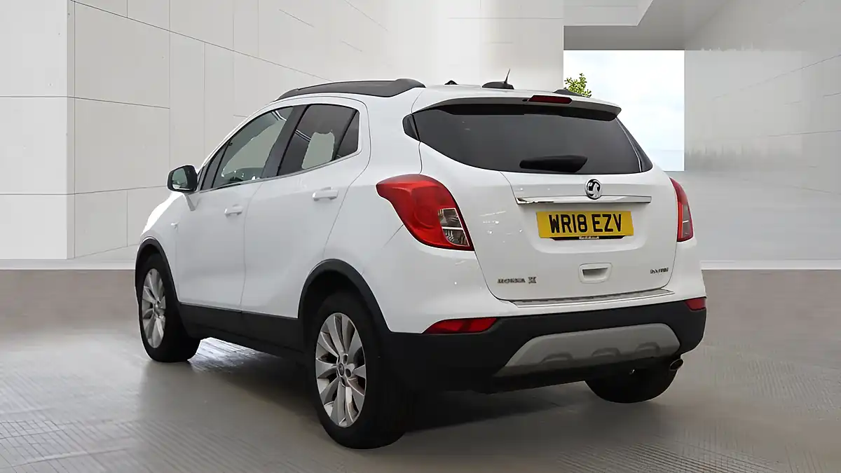 Used 2018 Vauxhall Mokka X Elite White - Interior and Exterior details 9