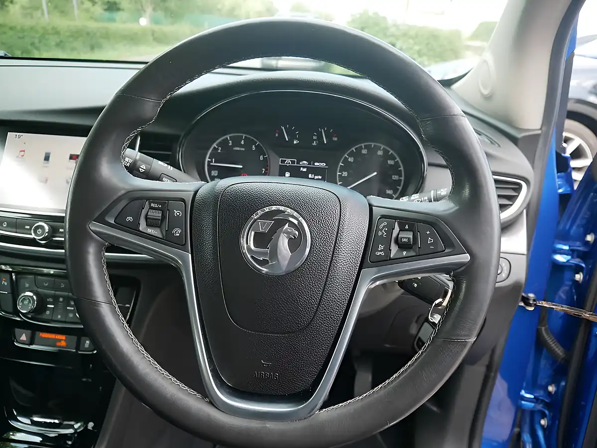 Used 2018 Vauxhall Mokka X Ultimate Blue - Interior and Exterior details 18