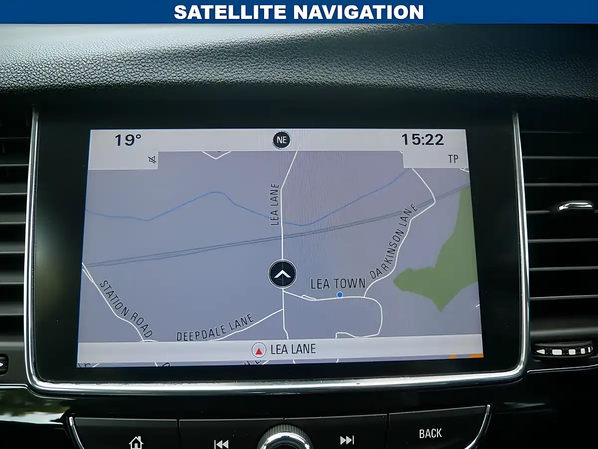 Used 2018 Vauxhall Mokka X Ultimate Blue - Interior and Exterior details 5
