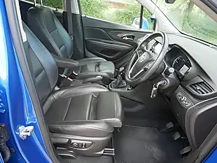 Used 2018 Vauxhall Mokka X Ultimate Blue - Interior and Exterior details 9