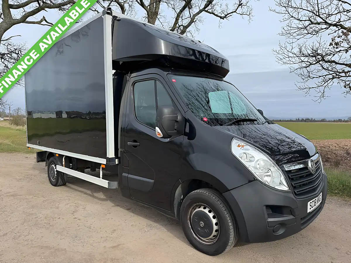 Used 2018 Vauxhall Movano 3500 Box Van L3 H1 Black - Front View