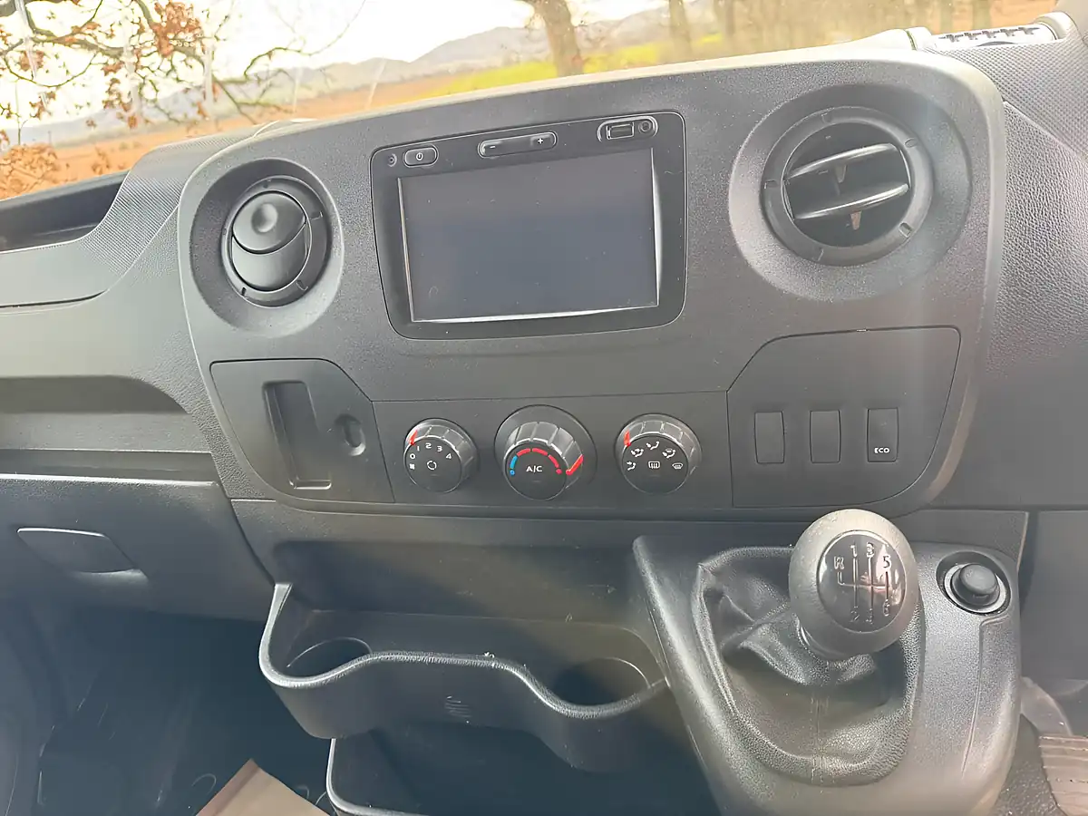 Used 2018 Vauxhall Movano 3500 Box Van L3 H1 Black - Interior and Exterior details 12