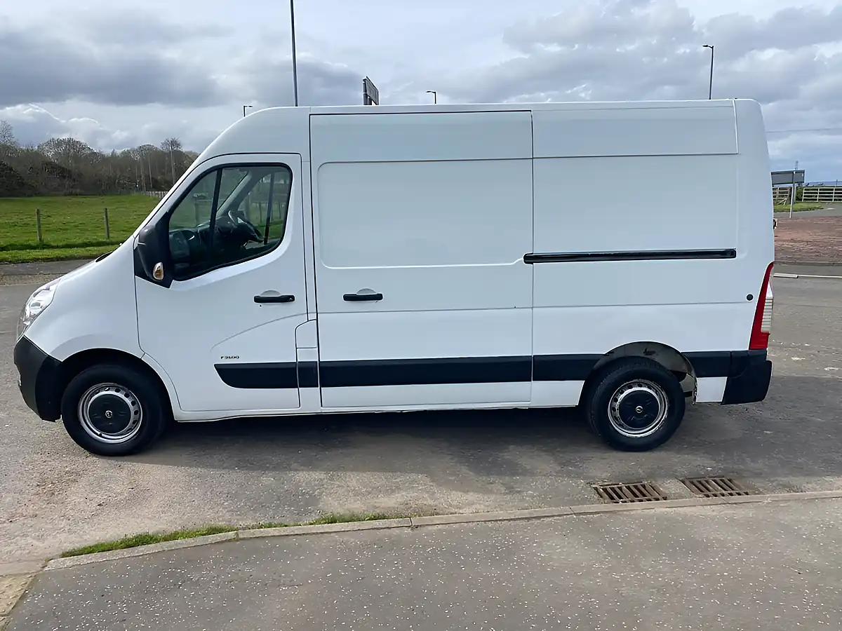 Used 2018 Vauxhall Movano 3500 L2 H2 Nav White - Interior and Exterior details 16
