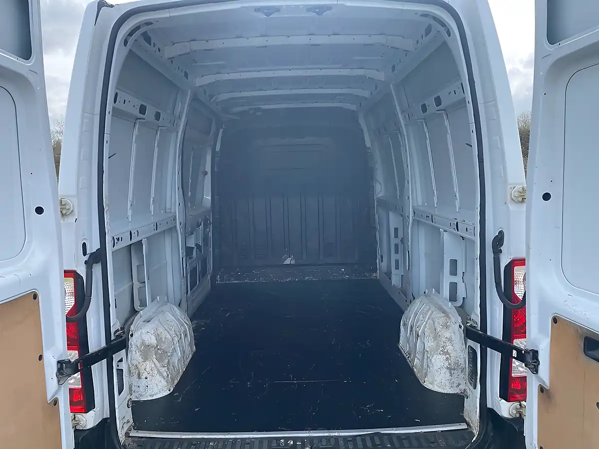 Used 2018 Vauxhall Movano 3500 L2 H2 Nav White - Interior and Exterior details 7