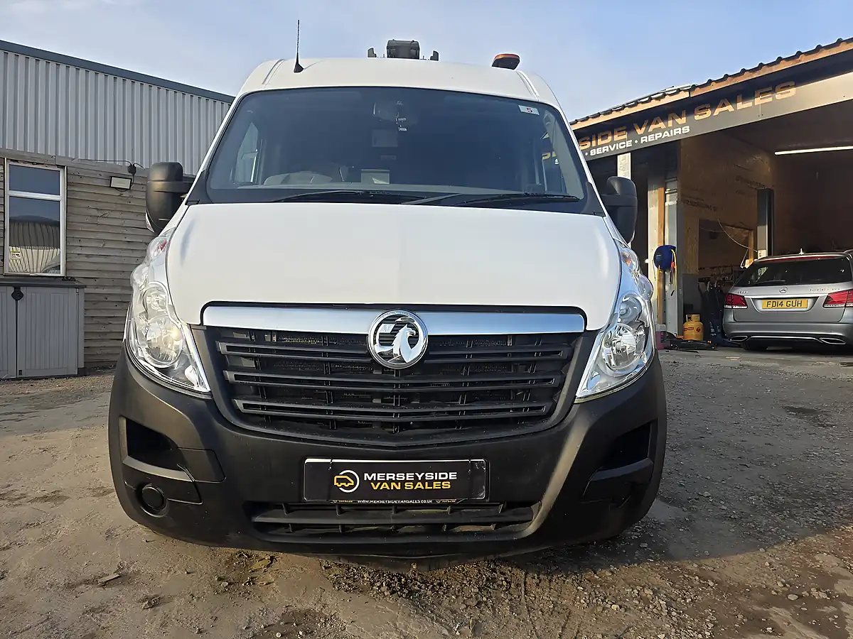 Used 2018 Vauxhall Movano 3500 Panel Van L2 H2 White - Interior and Exterior details 5
