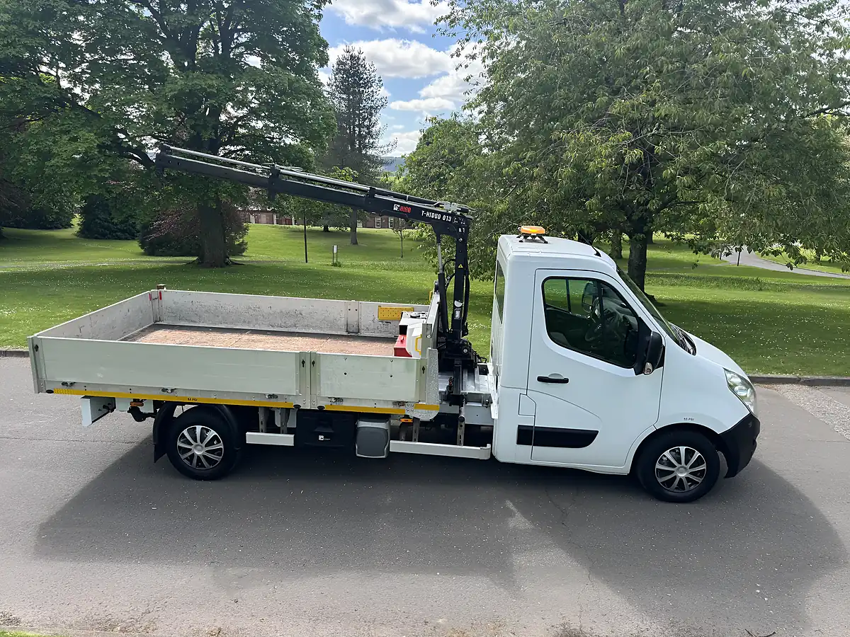 Used 2018 Vauxhall Movano Chassis Cab White - Interior and Exterior details 10