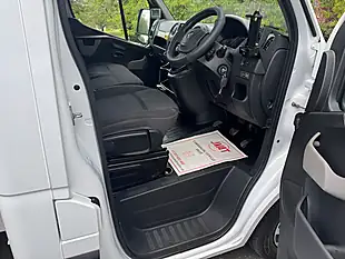 Used 2018 Vauxhall Movano Chassis Cab White - Interior and Exterior details 12