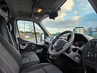 Used 2018 Vauxhall Movano F3500 Mwb Mess Unit White - Interior and Exterior details 12