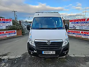 Used 2018 Vauxhall Movano F3500 Mwb Mess Unit White - Interior and Exterior details 3