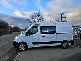 Used 2018 Vauxhall Movano F3500 Mwb Mess Unit White - Interior and Exterior details 5