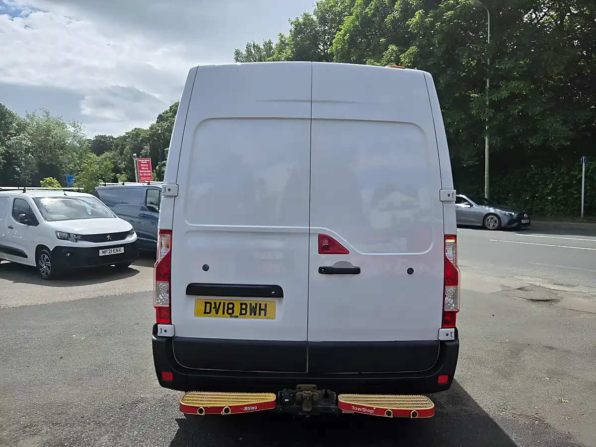 Used 2018 Vauxhall Movano H2 Van White - Interior and Exterior details 9