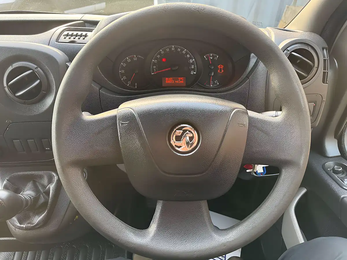 Used 2018 Vauxhall Movano L3H1 R3500 White - Interior and Exterior details 16