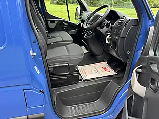 Used 2018 Vauxhall Movano Panel Van Blue - Interior and Exterior details 10