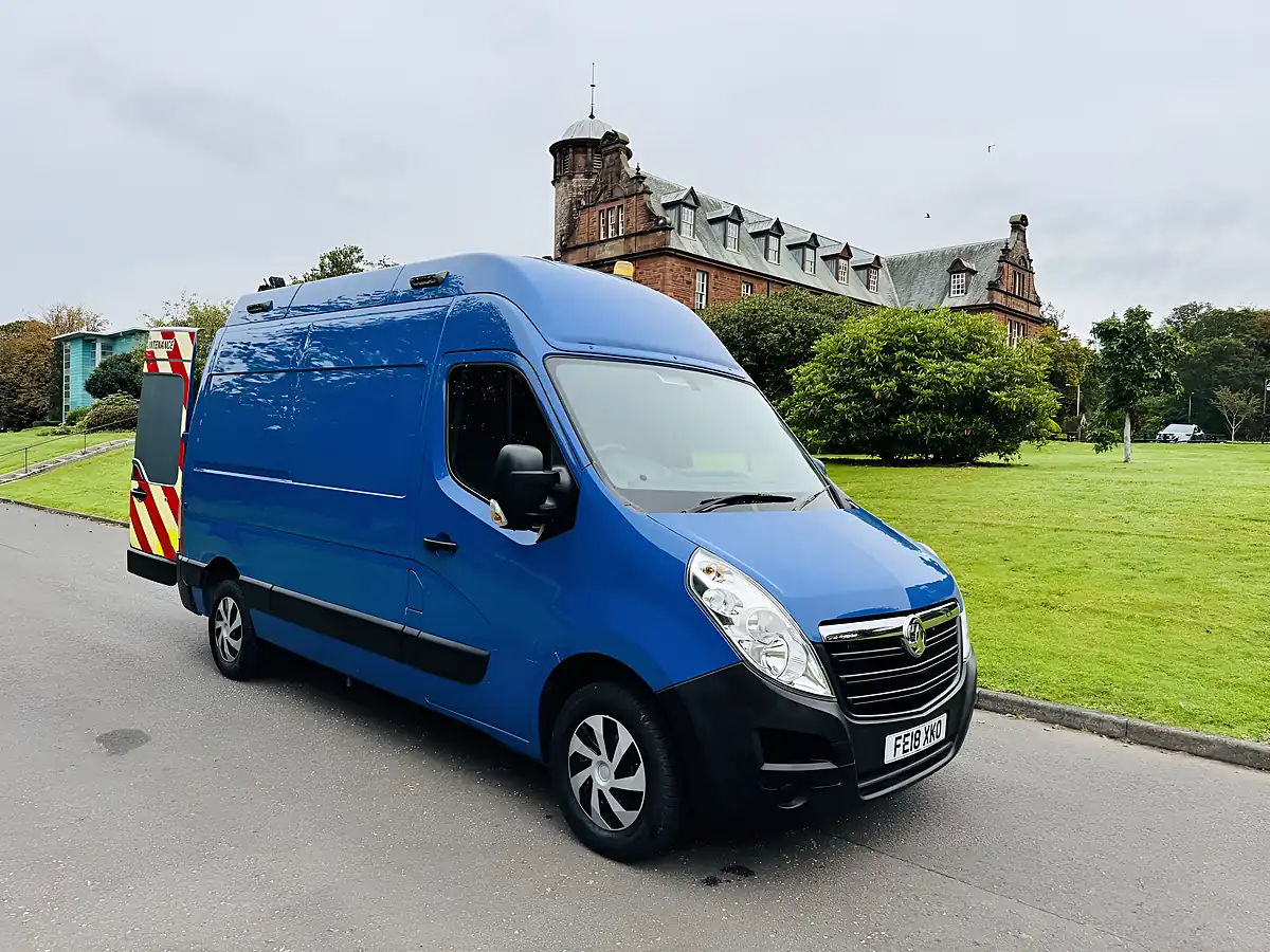 Used 2018 Vauxhall Movano Panel Van Blue - Interior and Exterior details 2
