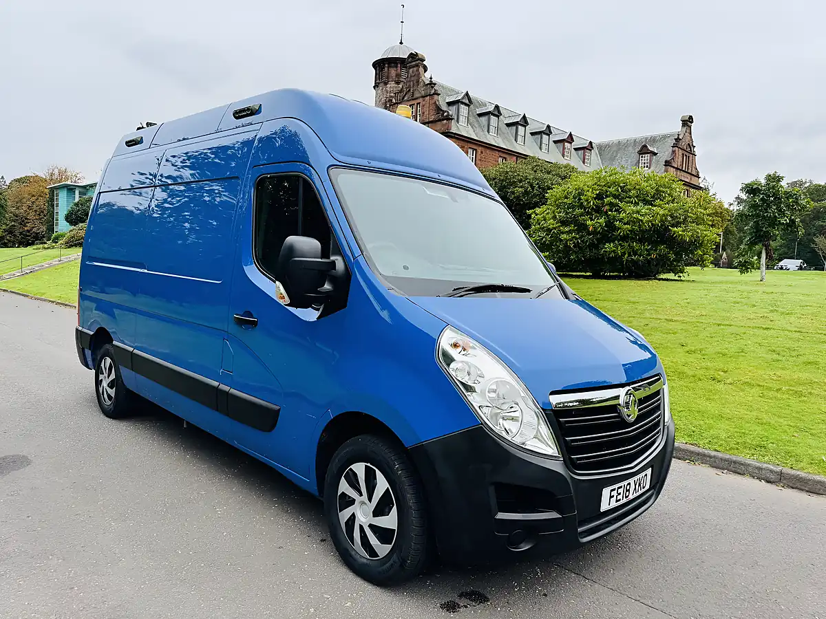 Used 2018 Vauxhall Movano Panel Van Blue - Interior and Exterior details 4