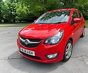 Used 2018 Vauxhall Viva Se Red - Interior and Exterior details 2