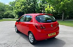 Used 2018 Vauxhall Viva Se Red - Interior and Exterior details 3