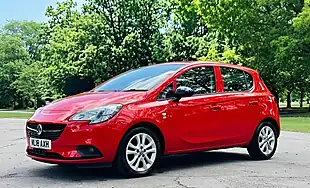 Used 2018 Vauxhall Viva Se Red - Interior and Exterior details 5