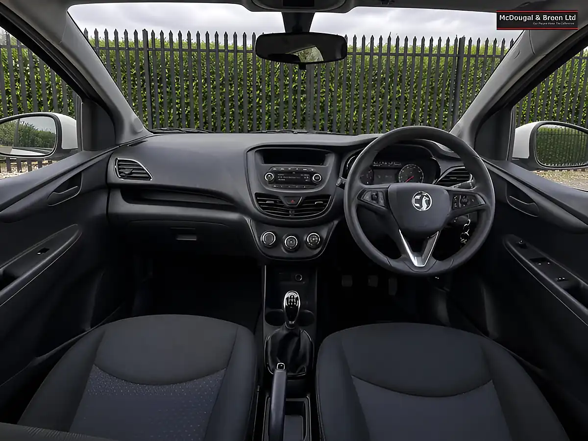 Used 2018 Vauxhall Viva Se White - Interior and Exterior details 11