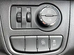 Used 2018 Vauxhall Viva Se White - Interior and Exterior details 19
