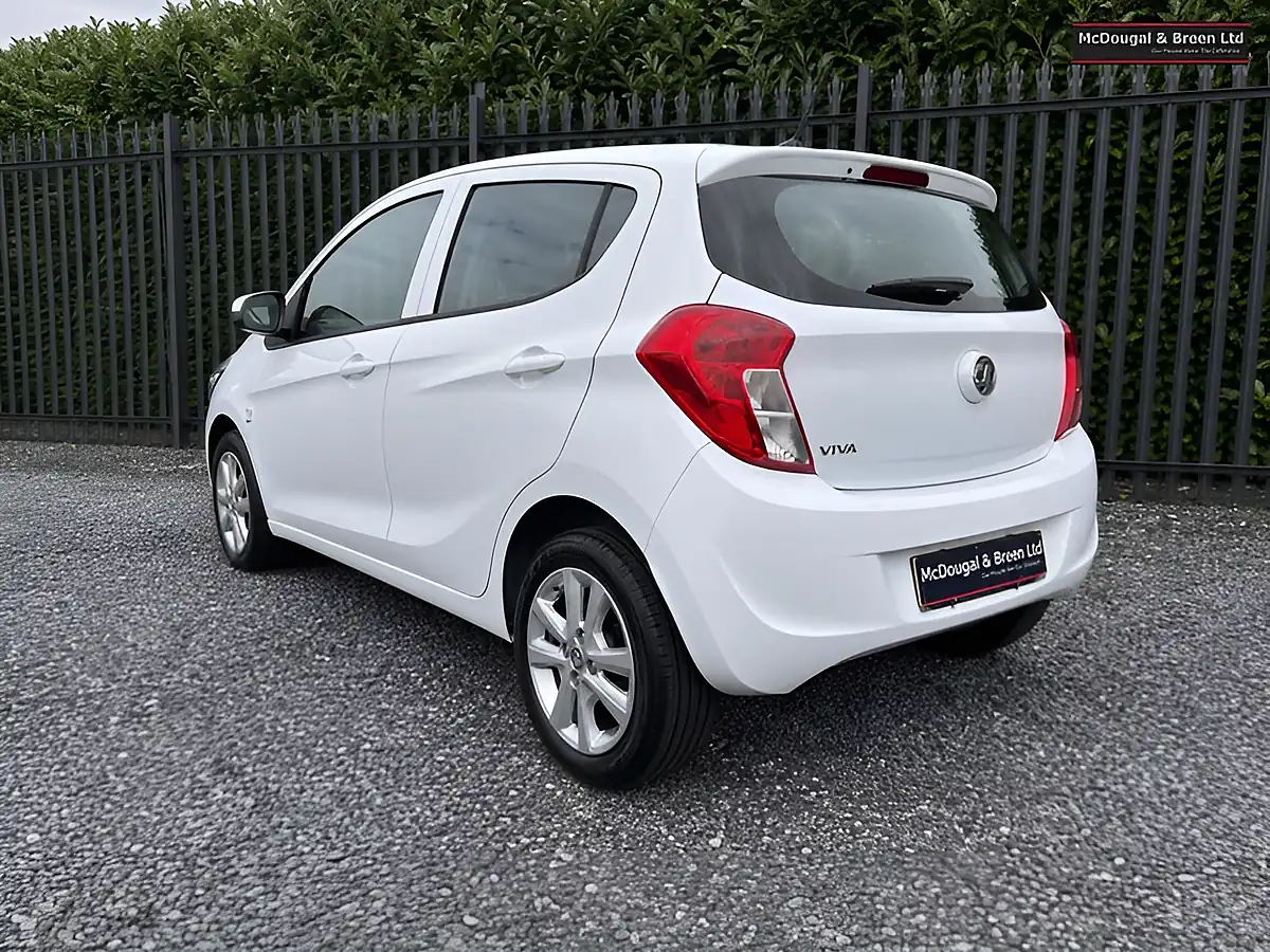 Used 2018 Vauxhall Viva Se White - Interior and Exterior details 3