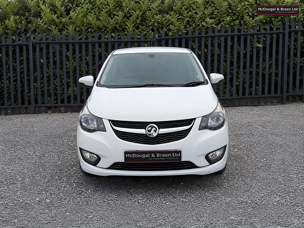 Used 2018 Vauxhall Viva Se White - Interior and Exterior details 8