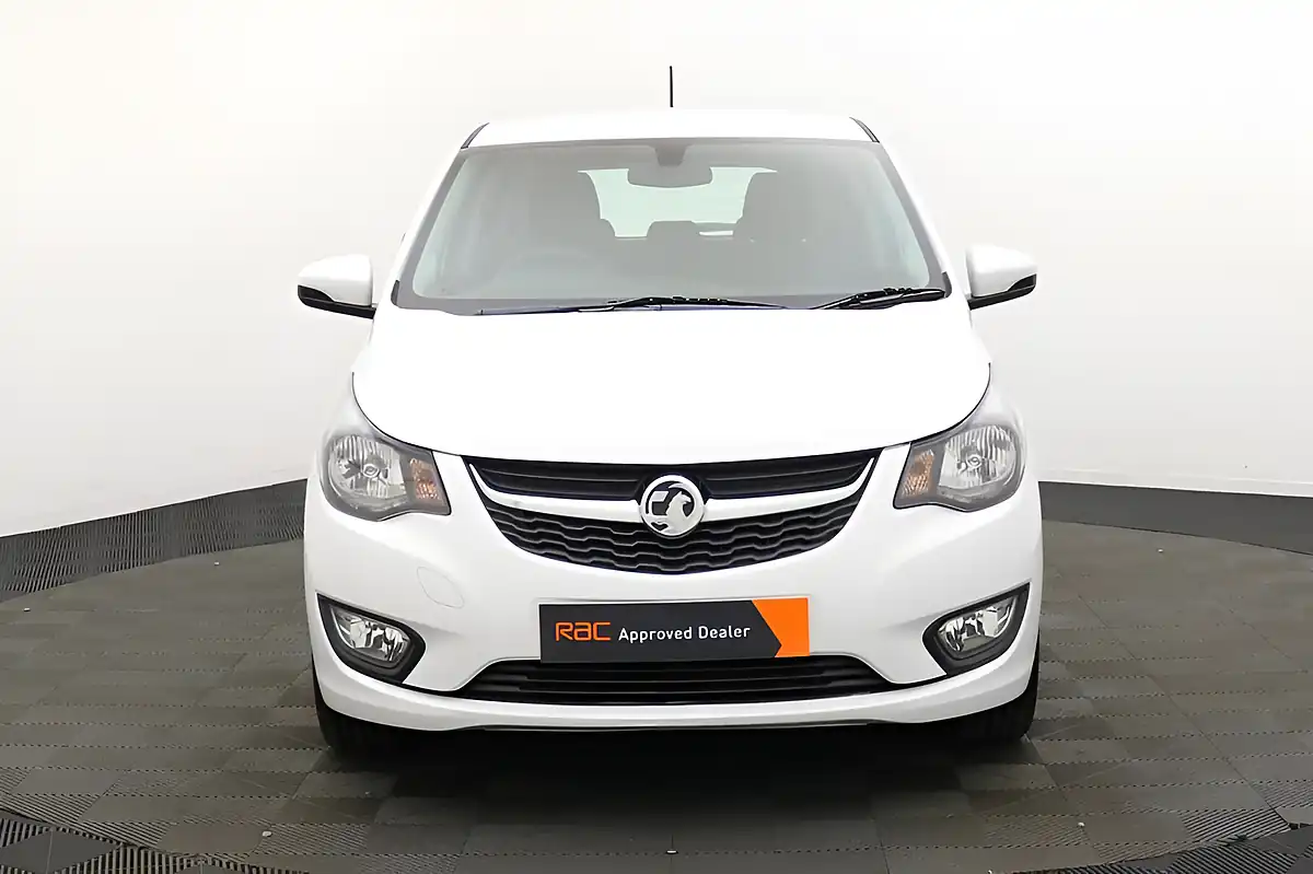Used 2018 Vauxhall Viva Se White - Interior and Exterior details 9