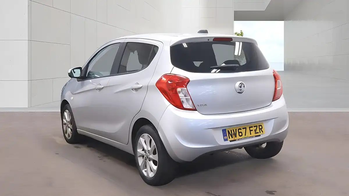 Used 2018 Vauxhall Viva Sl Silver - Interior and Exterior details 3