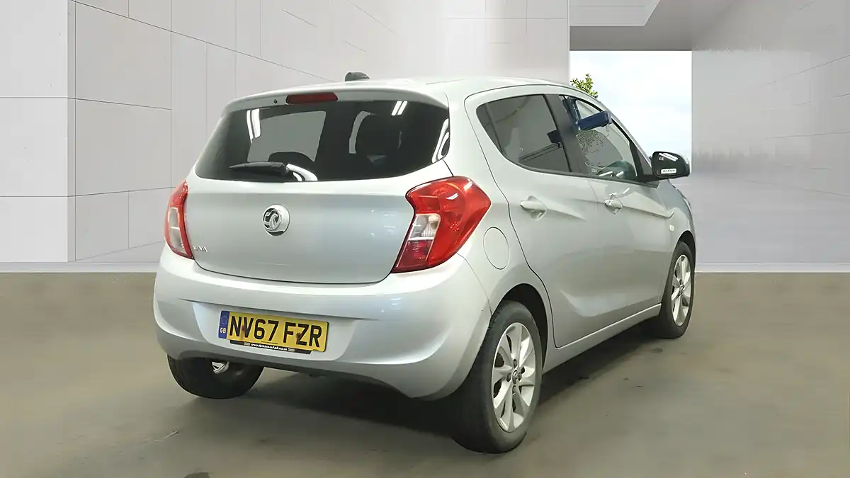 Used 2018 Vauxhall Viva Sl Silver - Interior and Exterior details 4