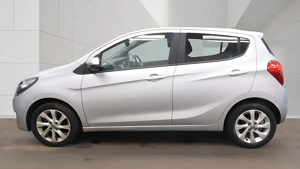 Used 2018 Vauxhall Viva Sl Silver - Interior and Exterior details 6