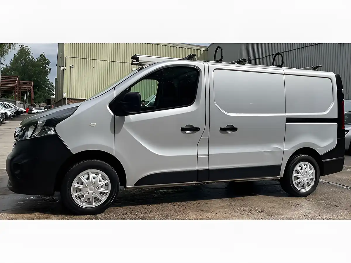 Used 2018 Vauxhall Vivaro 2700 Biturbo Panel Van L1 H1 Silver - Interior and Exterior details 13