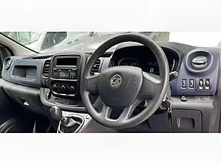 Used 2018 Vauxhall Vivaro 2700 Biturbo Panel Van L1 H1 Silver - Interior and Exterior details 16