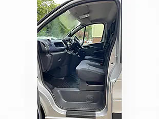 Used 2018 Vauxhall Vivaro 2700 Biturbo Panel Van L1 H1 Silver - Interior and Exterior details 19