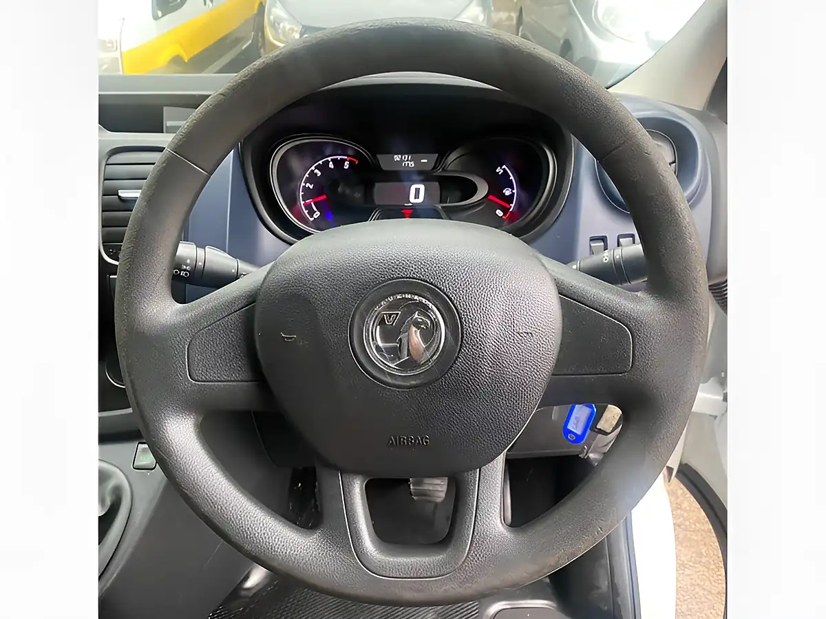 Used 2018 Vauxhall Vivaro 2700 L1 H1 White - Interior and Exterior details 16