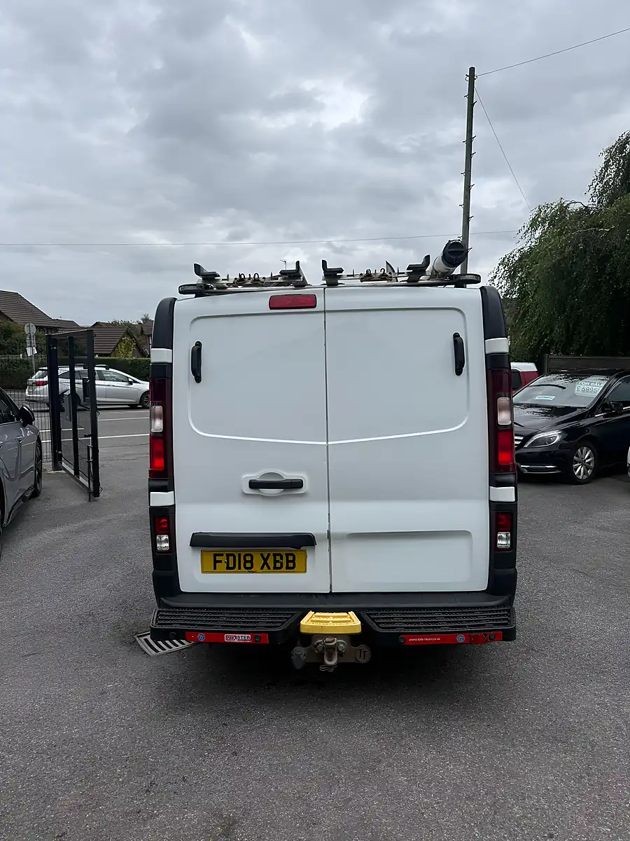 Used 2018 Vauxhall Vivaro 2900 H1 White - Interior and Exterior details 4