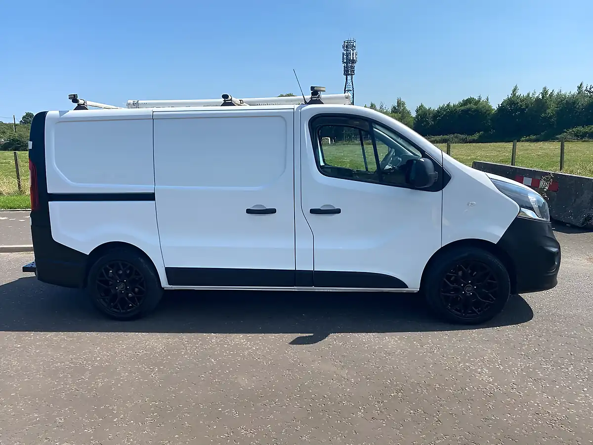 Used 2018 Vauxhall Vivaro 2900 No Vat Van White - Interior and Exterior details 2
