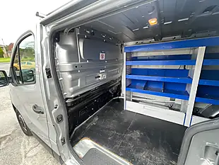 Used 2018 Vauxhall Vivaro 2900 Panel Van L2 H1 Silver - Interior and Exterior details 15