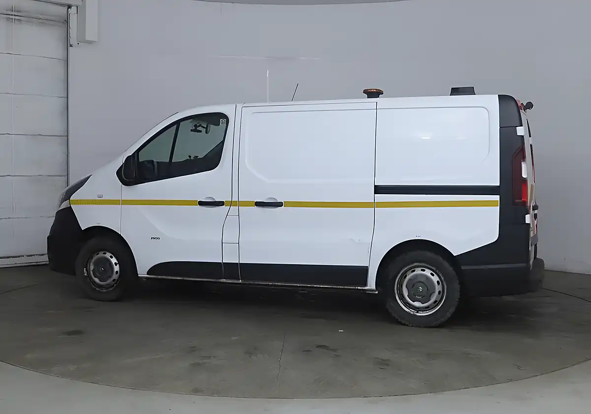 Used 2018 Vauxhall Vivaro 2900 Panel Van White - Interior and Exterior details 3