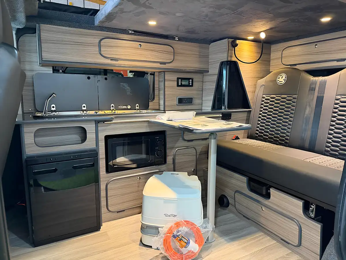 Used 2018 Vauxhall Vivaro Campervan Grey - Interior and Exterior details 3